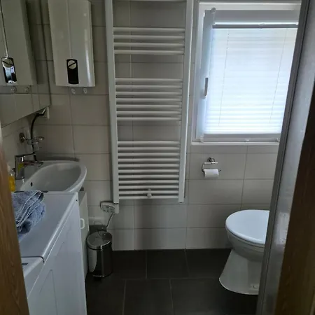 Guenther Hauptstrasse 32